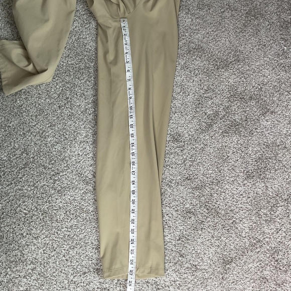 LULULEMON Keep Moving Joggers in Trench Beige Tan (W5DCRS) Size  10 Activewear - Picture 10 of 12